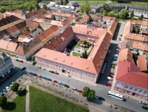 Terezín, nám. ČSA 84