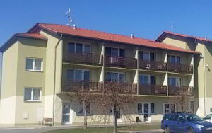 Dům s pečovatelskou službou, Kladruby, Stříbrská 372